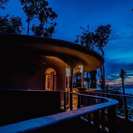 Atremaru Jungle Retreat Hotel Puerto Princesa Bagian luar foto