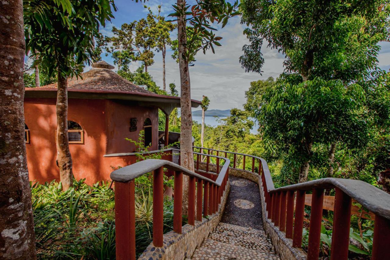 Atremaru Jungle Retreat Hotel Puerto Princesa Bagian luar foto