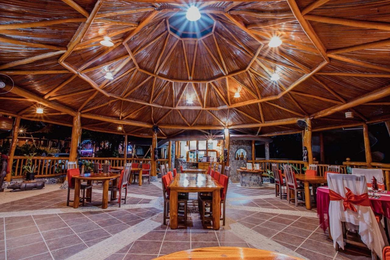 Atremaru Jungle Retreat Hotel Puerto Princesa Bagian luar foto
